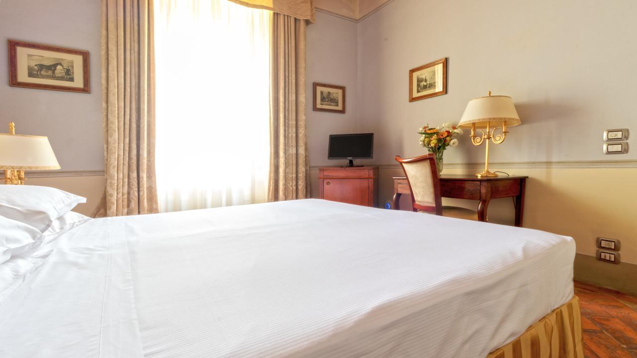 Badia Di Campoleone Villa Arezzo Room photo