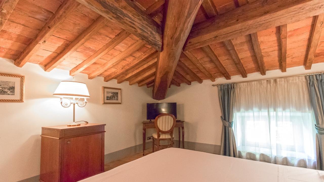 Badia Di Campoleone Villa Arezzo Room photo